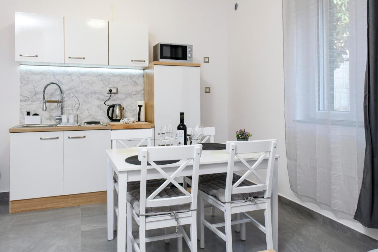 Apartment Delalle Split Exterior photo