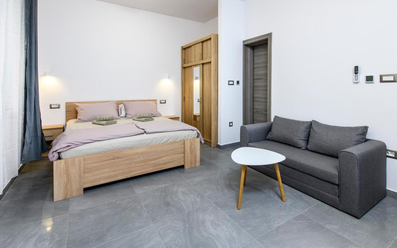 Apartment Delalle Split Exterior photo