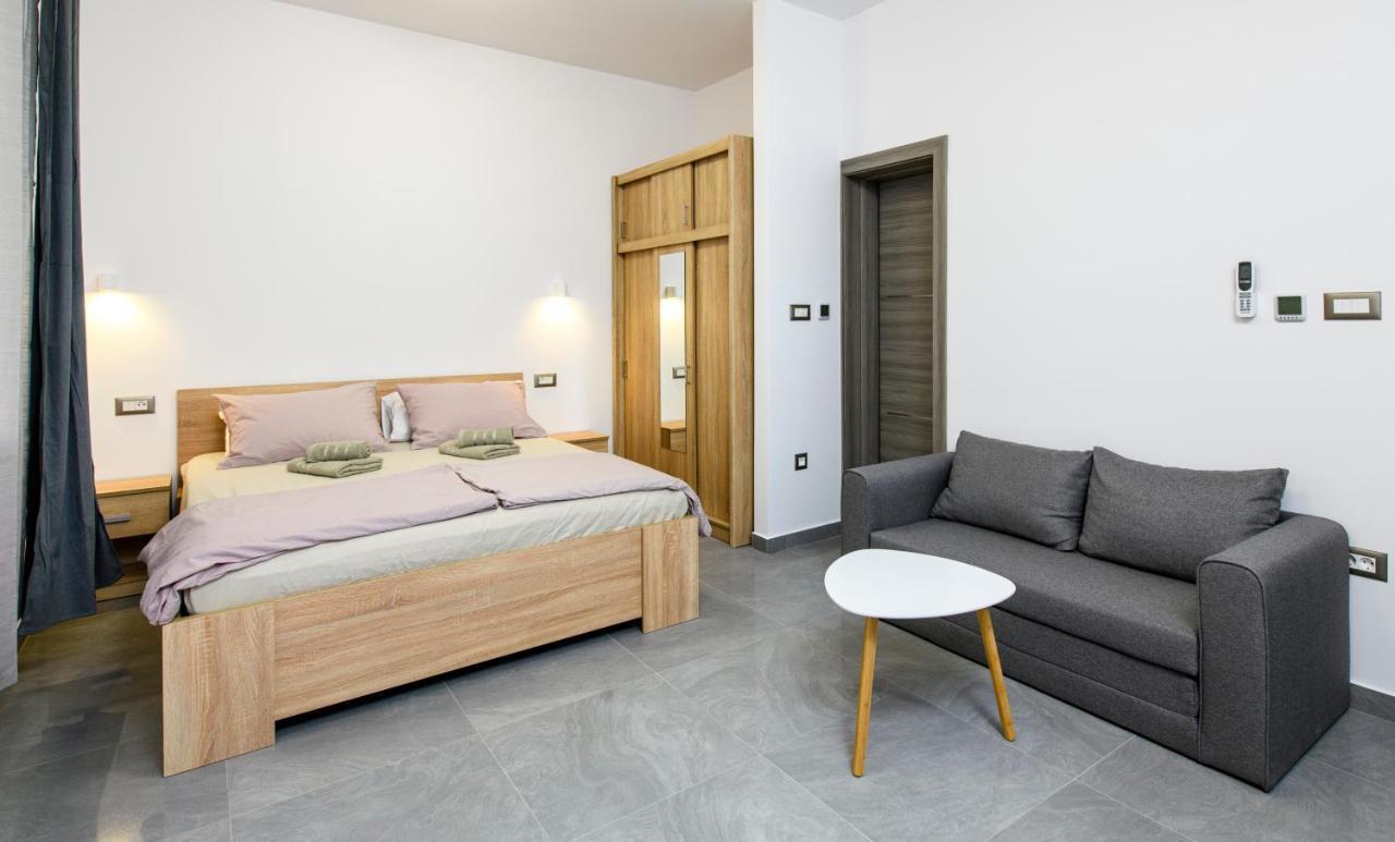 Apartment Delalle Split Exterior photo